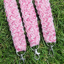 Load image into Gallery viewer, Crochet Wristlets
