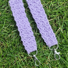 Load image into Gallery viewer, Crochet Wristlets
