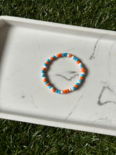 Load image into Gallery viewer, 1 seed bead bracelet
